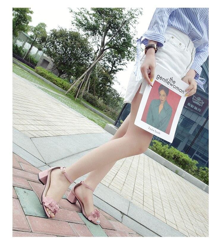 Woman Flock Gladiator Sandals Flower Sandals Square heel Women Sandals