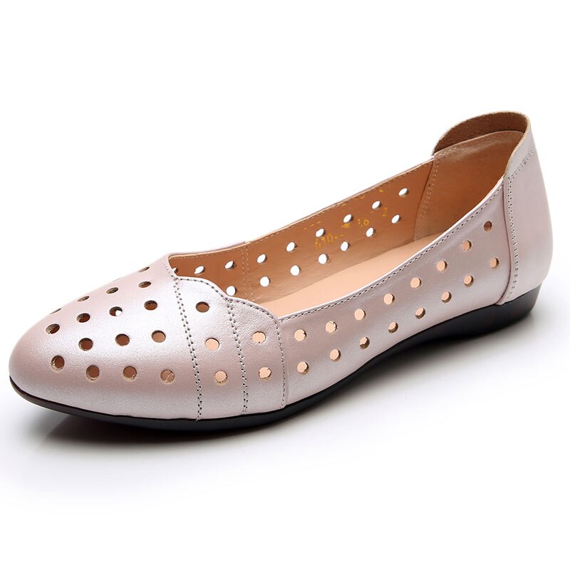 Women Flat shoes Low Heel Hollow Out Breathable Leather Soft Sandals
