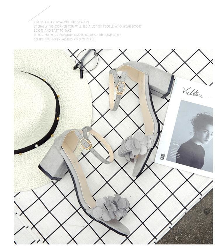 Woman Flock Gladiator Sandals Flower Sandals Square heel Women Sandals